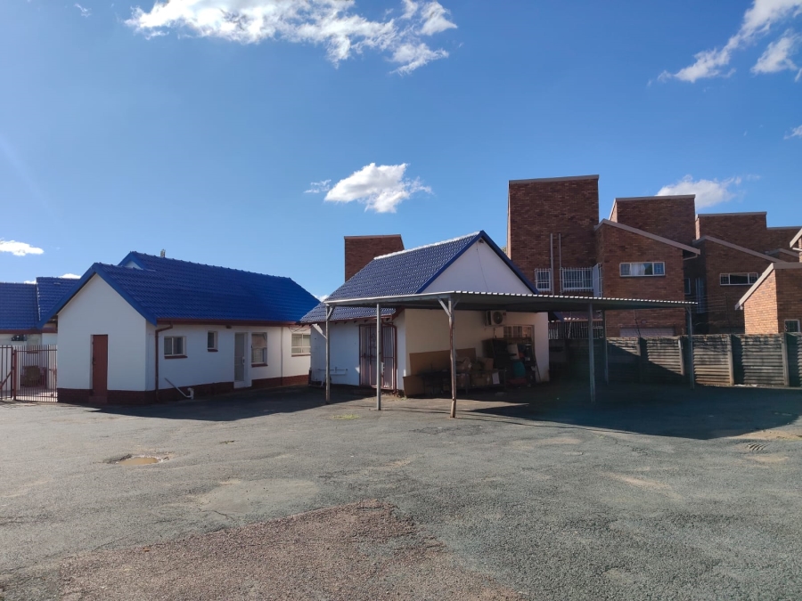 Commercial Property for Sale in Wierda Park Gauteng