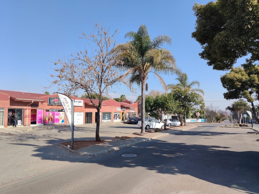 Commercial Property for Sale in Wierda Park Gauteng