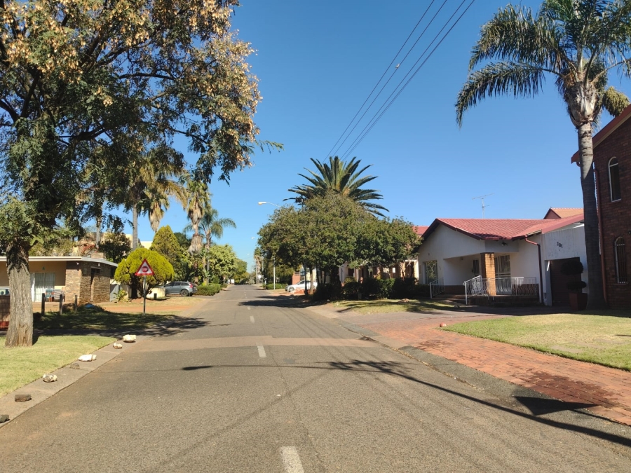 3 Bedroom Property for Sale in Laudium Gauteng