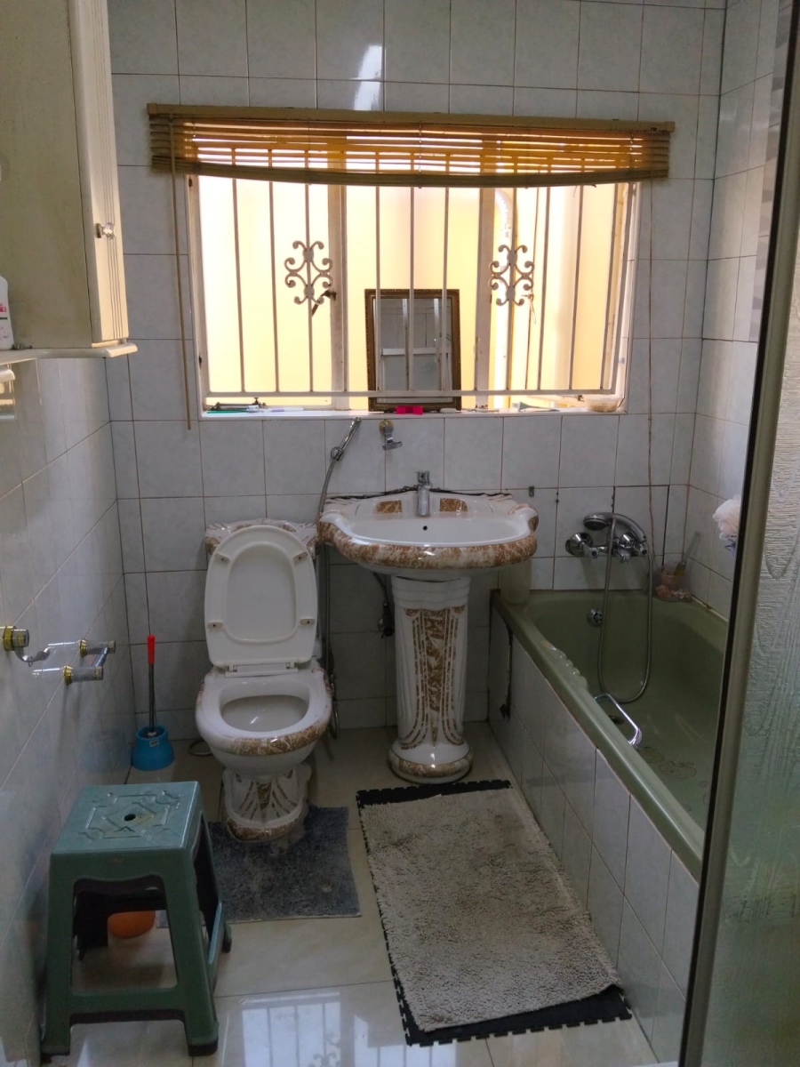 6 Bedroom Property for Sale in Laudium Gauteng