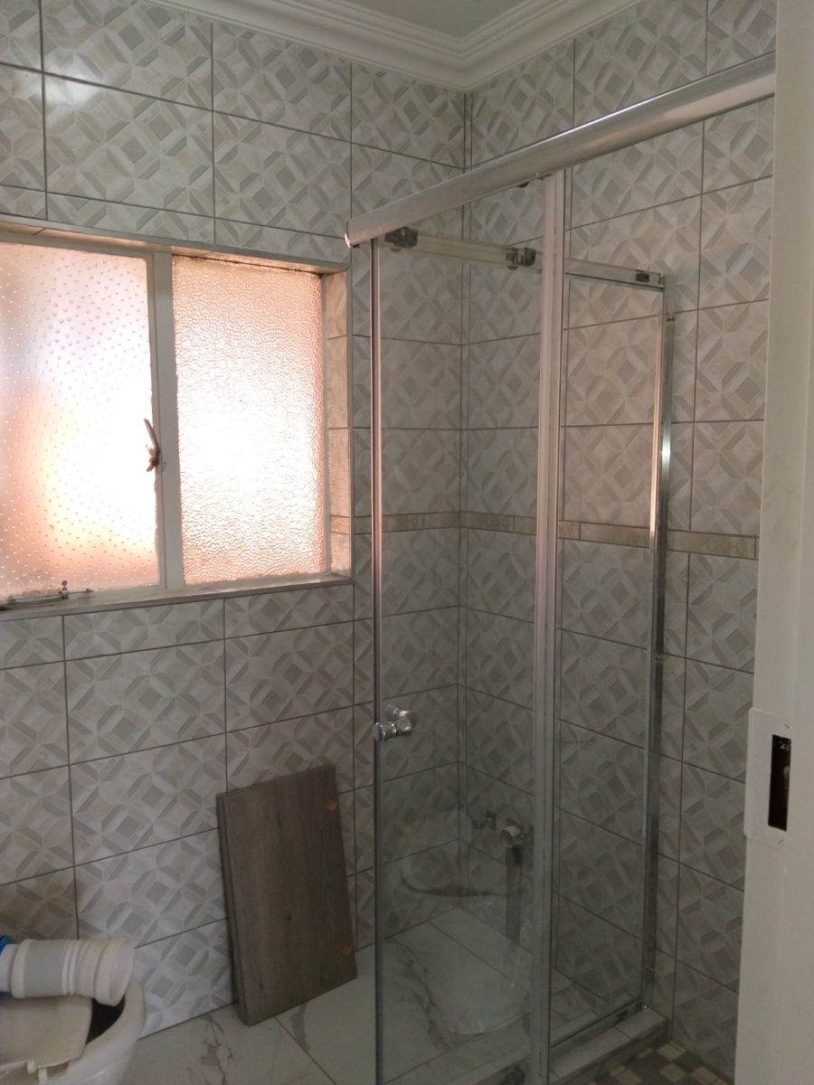 6 Bedroom Property for Sale in Laudium Gauteng