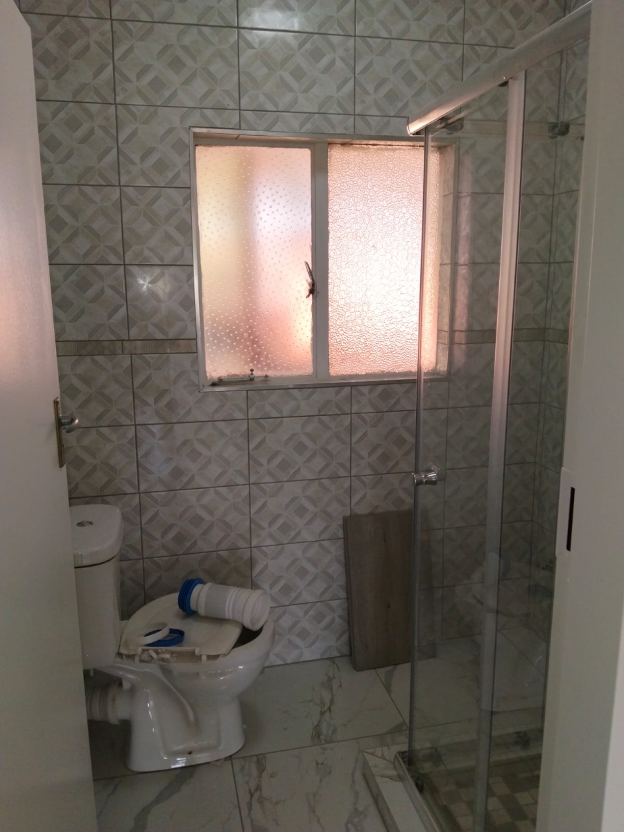 6 Bedroom Property for Sale in Laudium Gauteng