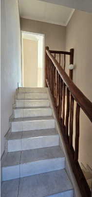 5 Bedroom Property for Sale in Proclamation Hill Gauteng