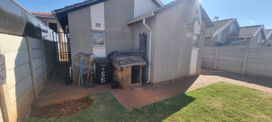 3 Bedroom Property for Sale in Sky City Gauteng