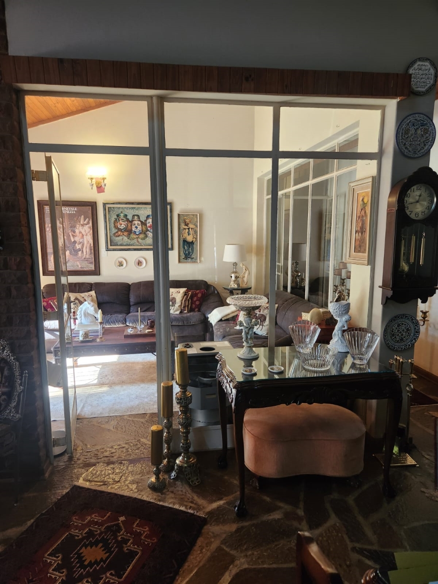 To Let 3 Bedroom Property for Rent in Colbyn Gauteng