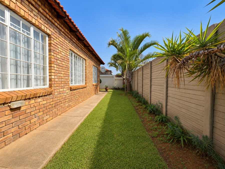 3 Bedroom Property for Sale in Theresa Park Gauteng