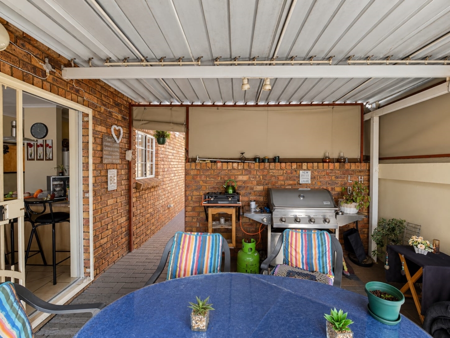 3 Bedroom Property for Sale in Theresa Park Gauteng