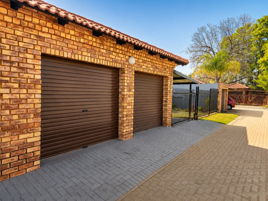 3 Bedroom Property for Sale in Theresa Park Gauteng