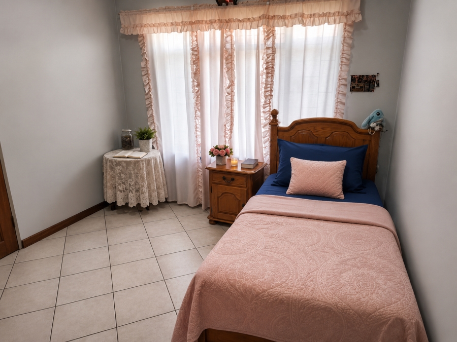 3 Bedroom Property for Sale in Mountain View Gauteng