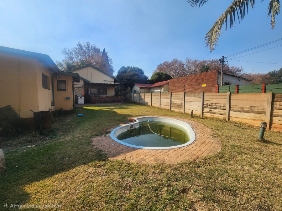 3 Bedroom Property for Sale in Mountain View Gauteng