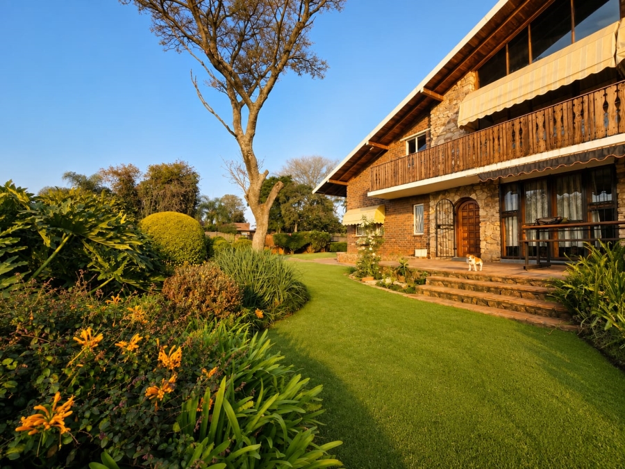 4 Bedroom Property for Sale in Theresa Park Gauteng