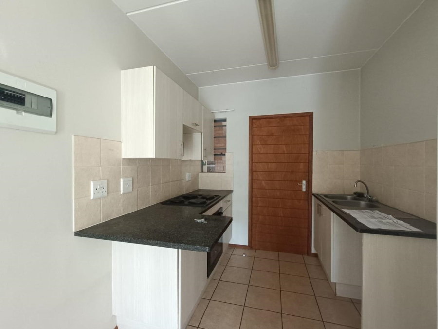 2 Bedroom Property for Sale in Jansenpark Gauteng