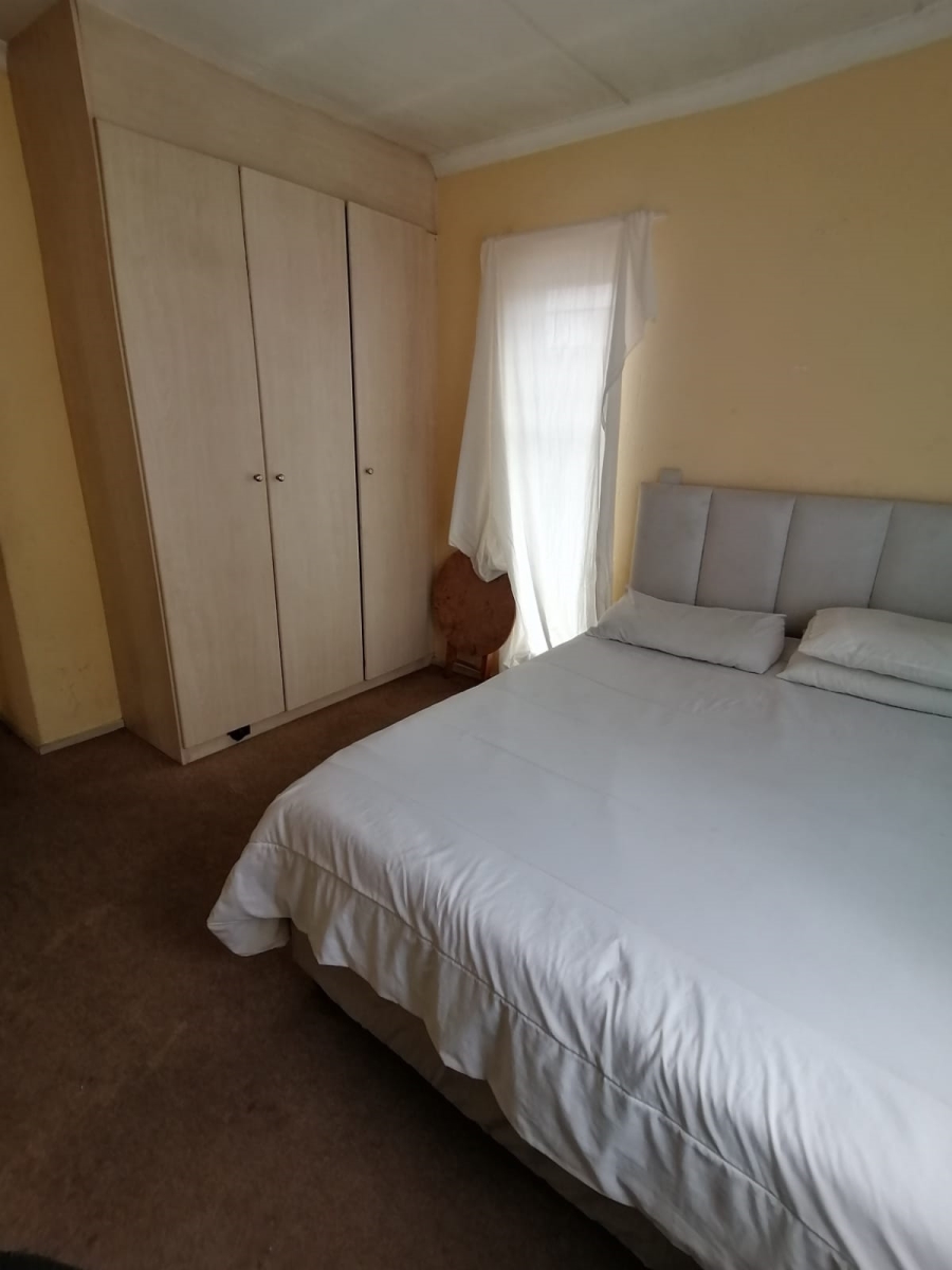 To Let 2 Bedroom Property for Rent in Klippoortje Gauteng