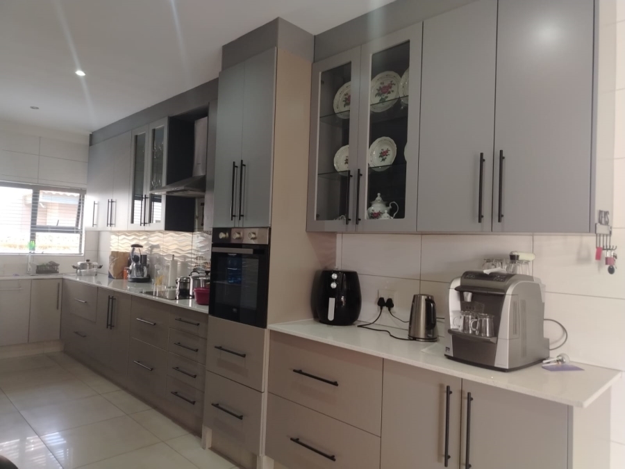 3 Bedroom Property for Sale in Parkrand Gauteng