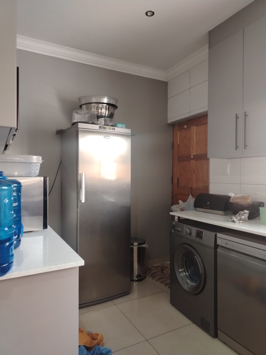 3 Bedroom Property for Sale in Parkrand Gauteng