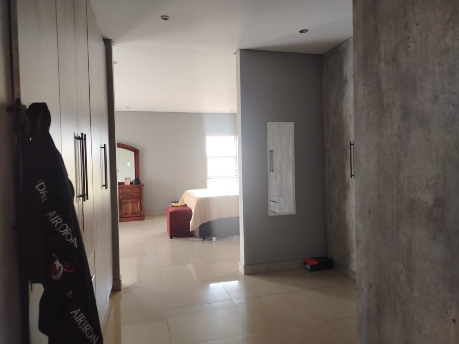 3 Bedroom Property for Sale in Parkrand Gauteng