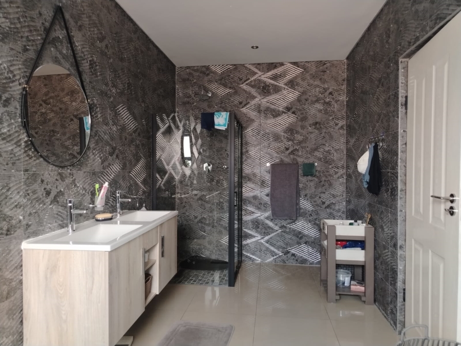 3 Bedroom Property for Sale in Parkrand Gauteng