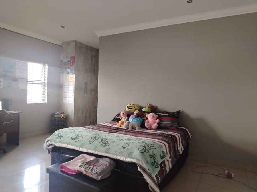 3 Bedroom Property for Sale in Parkrand Gauteng