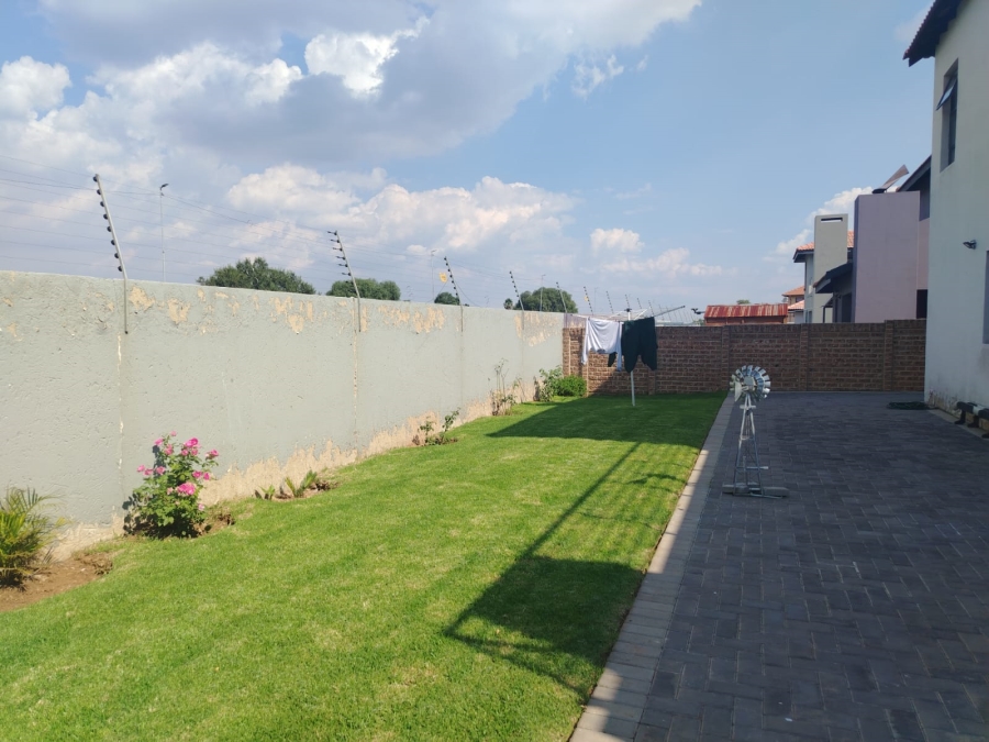 3 Bedroom Property for Sale in Parkrand Gauteng