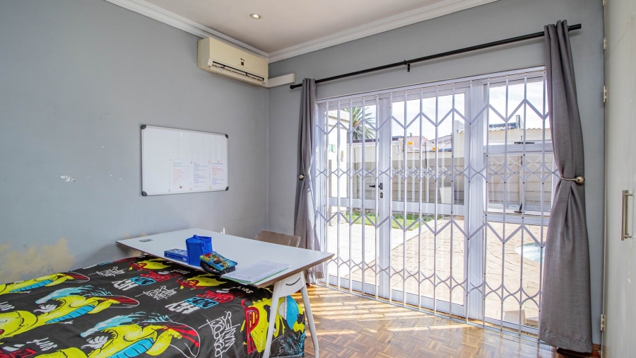 3 Bedroom Property for Sale in Eastleigh Ridge Gauteng