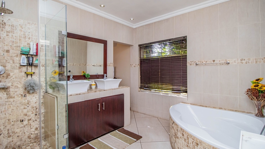 3 Bedroom Property for Sale in Eastleigh Ridge Gauteng