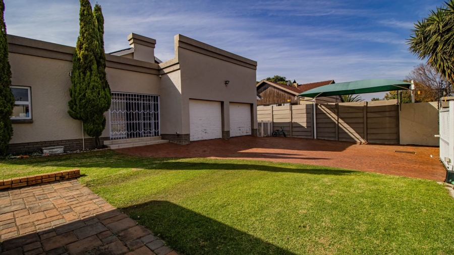 3 Bedroom Property for Sale in Eastleigh Ridge Gauteng