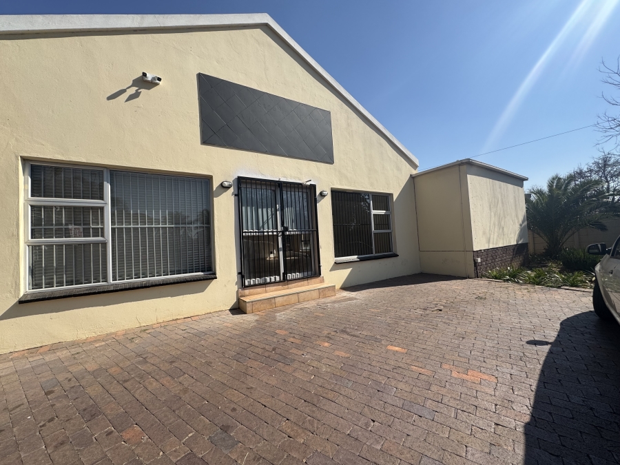 3 Bedroom Property for Sale in New Redruth Gauteng