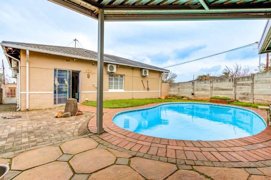 3 Bedroom Property for Sale in Gerdview Gauteng