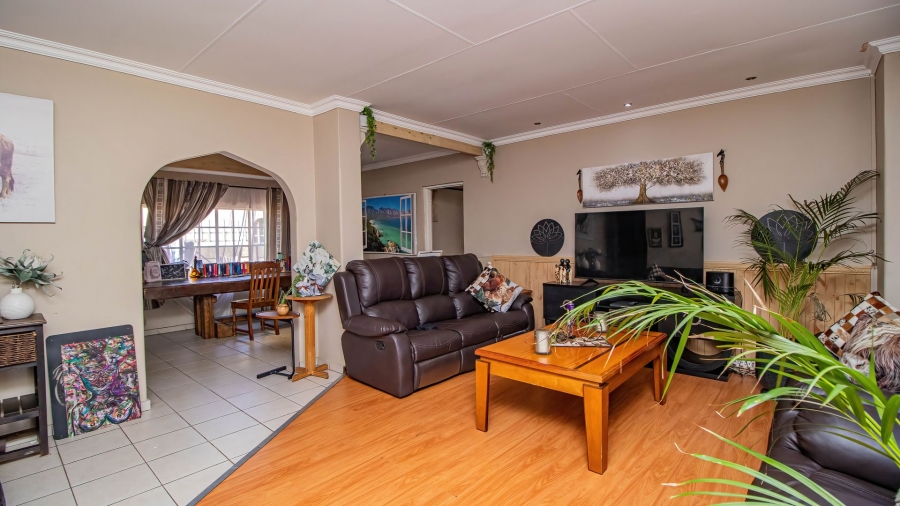 3 Bedroom Property for Sale in Van Riebeeck Park Gauteng