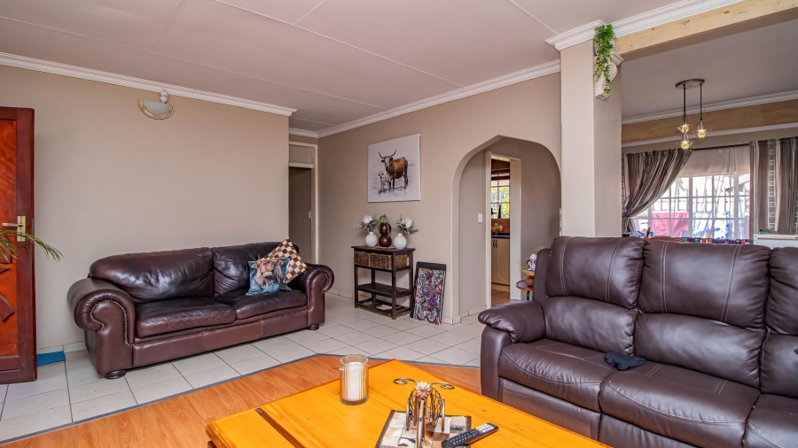 3 Bedroom Property for Sale in Van Riebeeck Park Gauteng