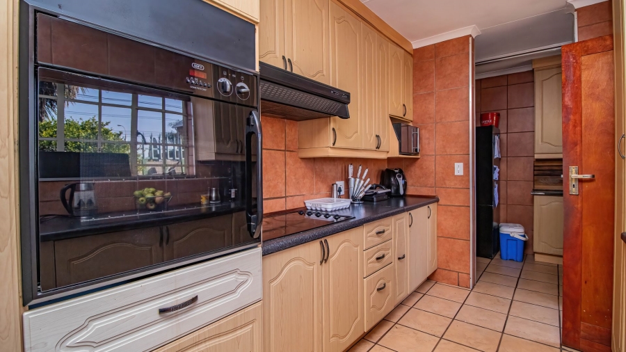 3 Bedroom Property for Sale in Van Riebeeck Park Gauteng
