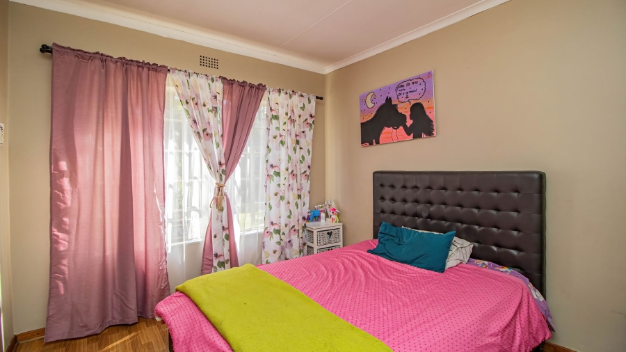 3 Bedroom Property for Sale in Van Riebeeck Park Gauteng