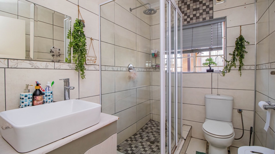 3 Bedroom Property for Sale in Van Riebeeck Park Gauteng