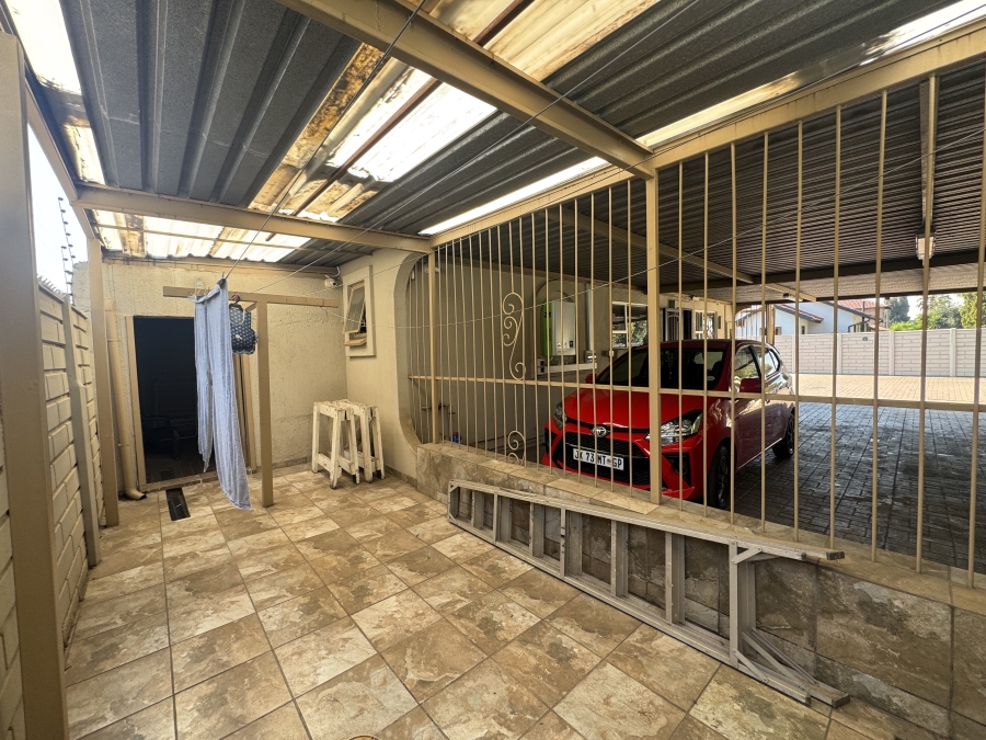 3 Bedroom Property for Sale in Mayberry Park Gauteng