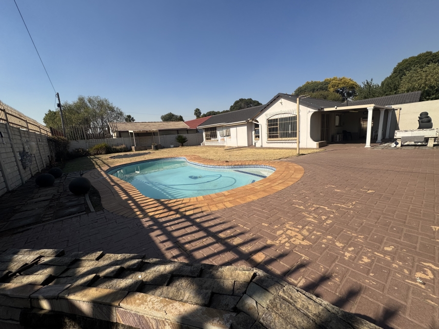 3 Bedroom Property for Sale in Mayberry Park Gauteng