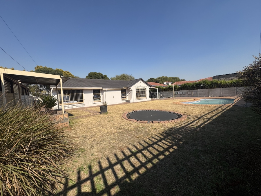 3 Bedroom Property for Sale in Mayberry Park Gauteng