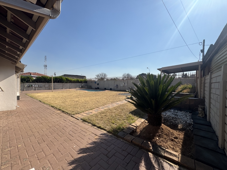 3 Bedroom Property for Sale in Mayberry Park Gauteng