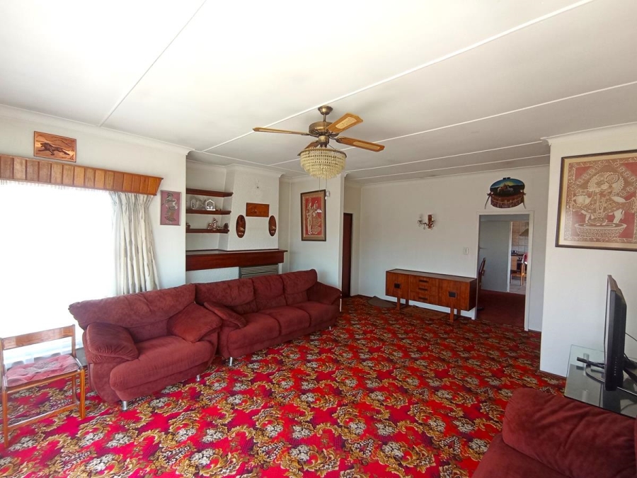 4 Bedroom Property for Sale in Lenasia Gauteng