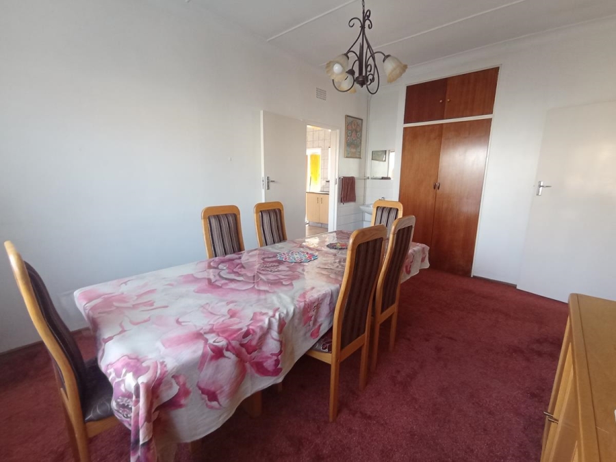 4 Bedroom Property for Sale in Lenasia Gauteng