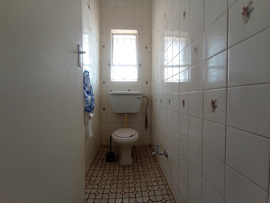 4 Bedroom Property for Sale in Lenasia Gauteng