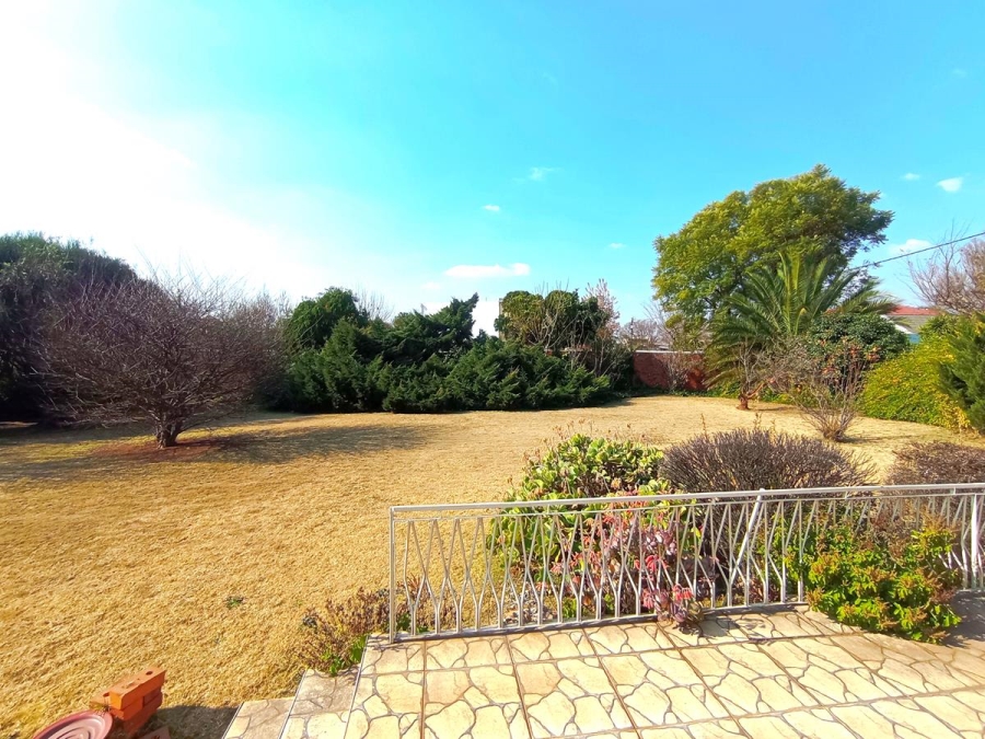 4 Bedroom Property for Sale in Lenasia Gauteng