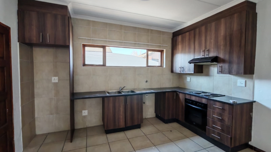 2 Bedroom Property for Sale in Helderwyk Gauteng