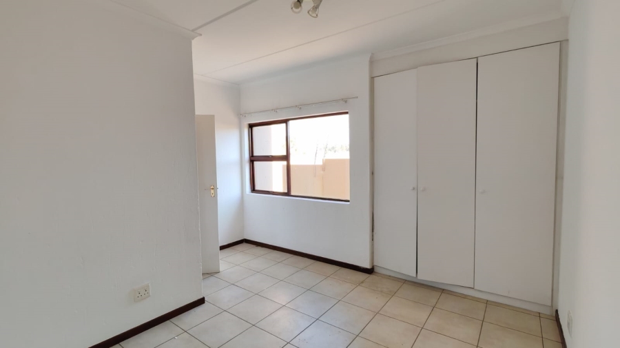 2 Bedroom Property for Sale in Helderwyk Gauteng