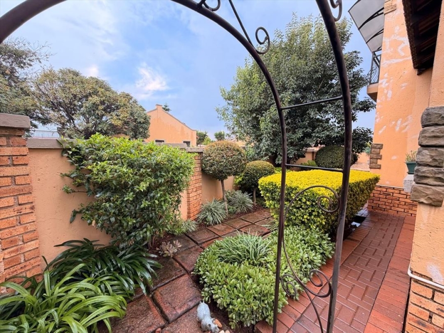 4 Bedroom Property for Sale in Hughes Gauteng