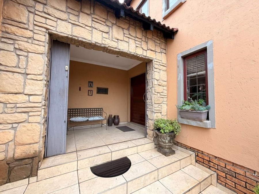 4 Bedroom Property for Sale in Hughes Gauteng