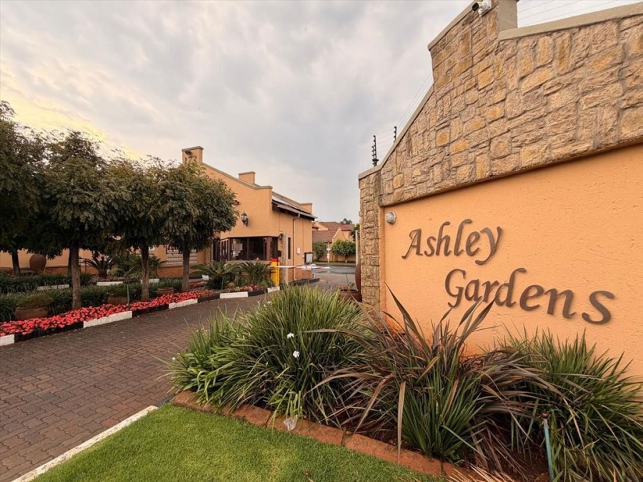 4 Bedroom Property for Sale in Hughes Gauteng