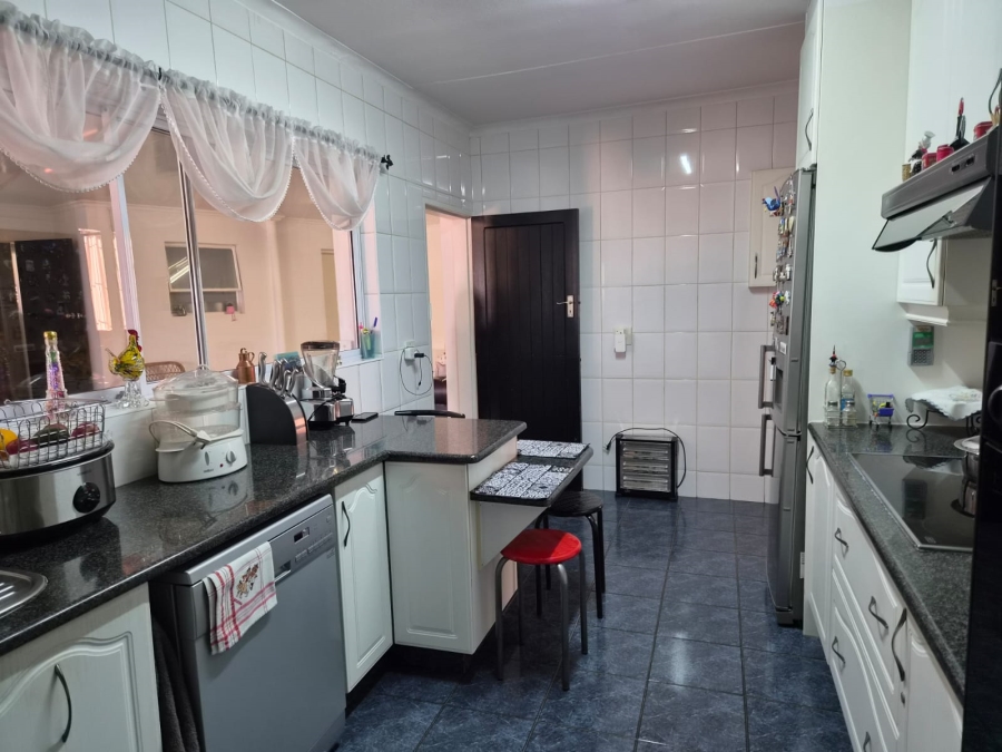 4 Bedroom Property for Sale in Edelweiss Gauteng