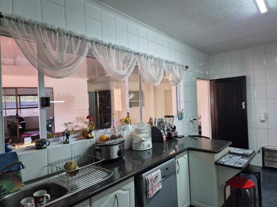4 Bedroom Property for Sale in Edelweiss Gauteng