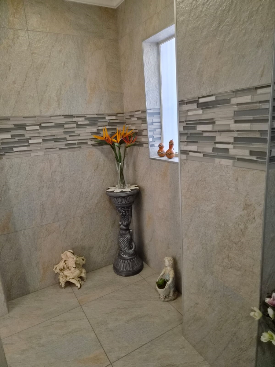 4 Bedroom Property for Sale in Edelweiss Gauteng