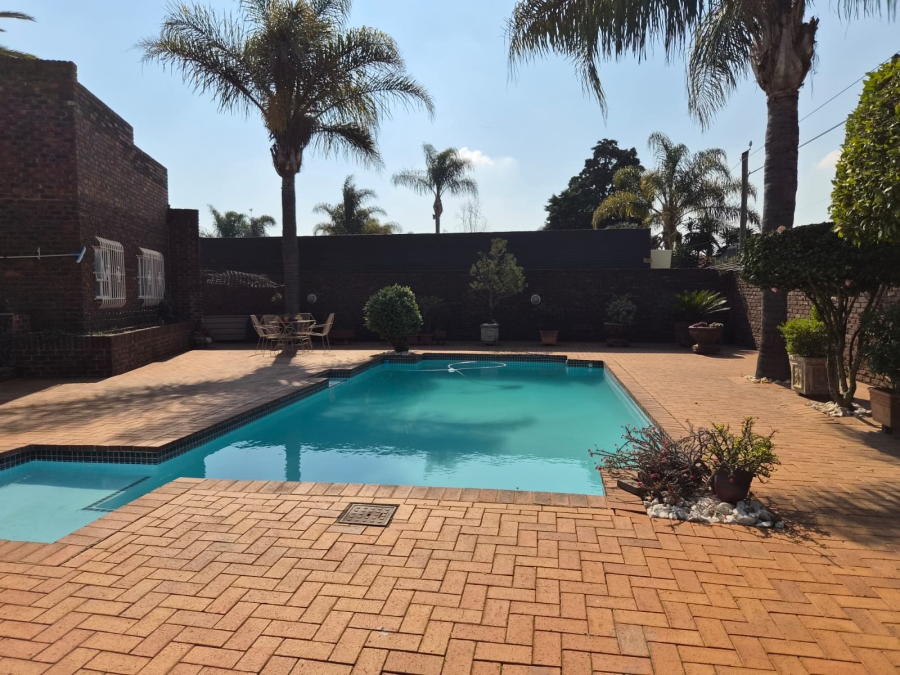 4 Bedroom Property for Sale in Edelweiss Gauteng